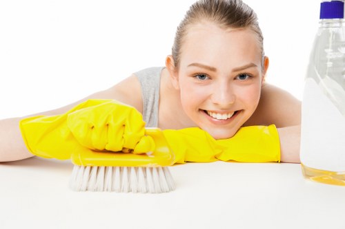 Office deep cleaning for Canary Wharf commercial spaces and meeting rooms